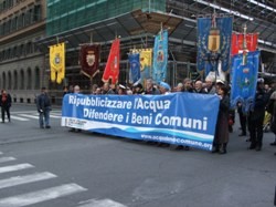 immagine manifestazione ripubblicizzazione acqua 1° dicembre a Roma